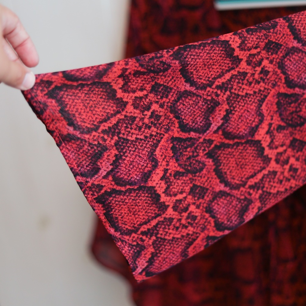 Show Me your MuMu Roxy Romper Popsicle Python Color Size Medium - Picture 7 of 12